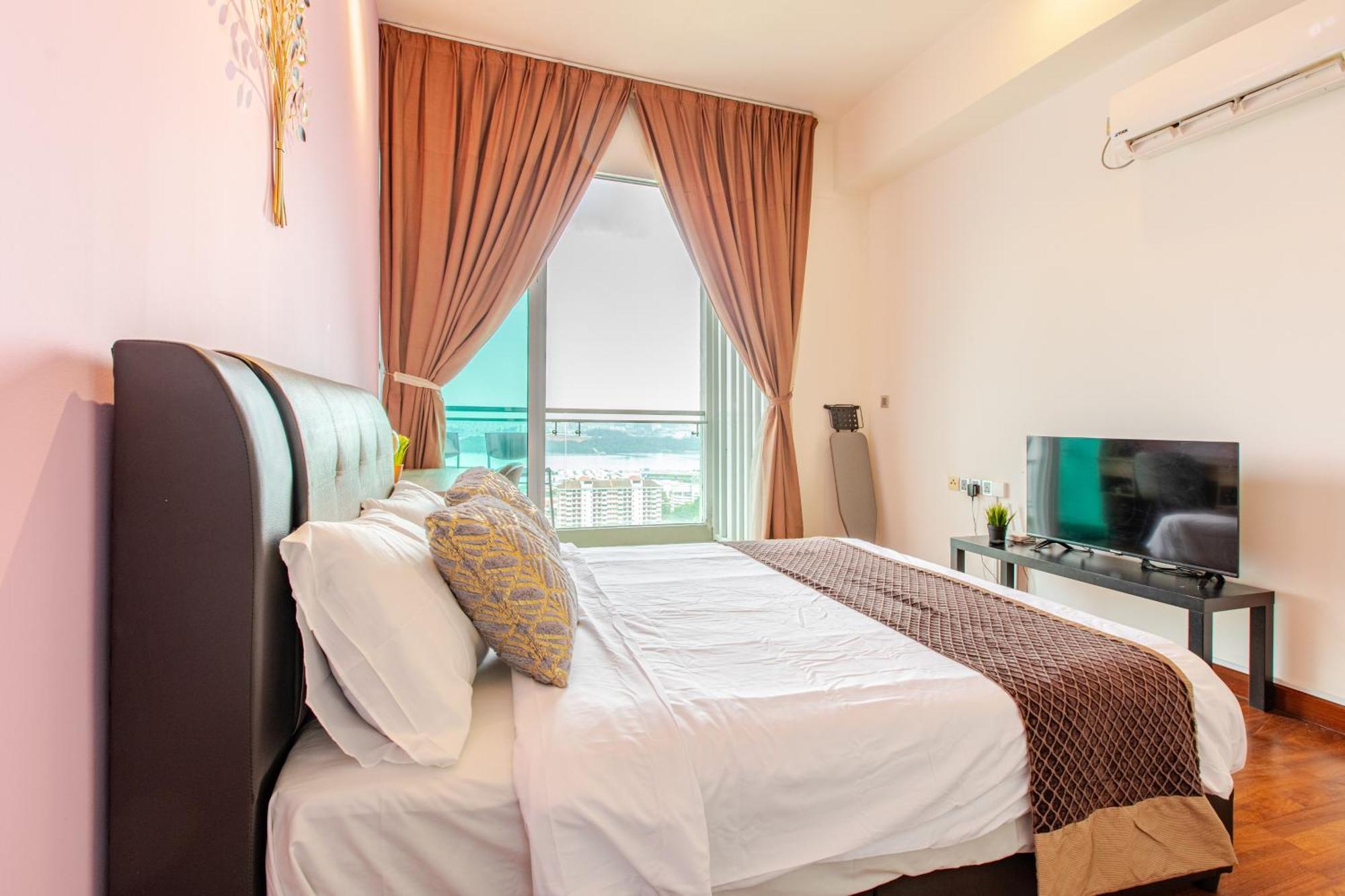 Paragon Suites Studios With Private Jacuzzi Near Ciq Rts Джохор-Бару Экстерьер фото
